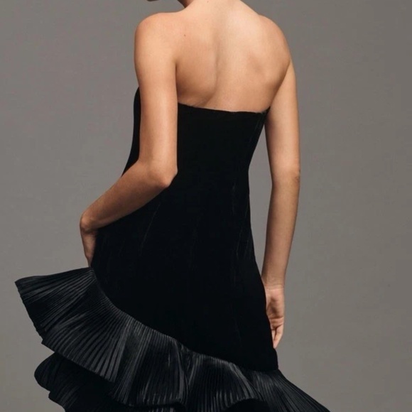 Anthropologie Womens Strapless Ruffle Hem Dress Black Size US 4 - Picture 2 of 5